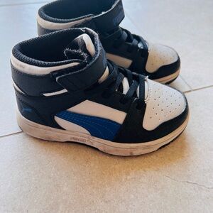 Puma Kids Sneakers - Black, White, and Blue